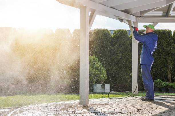 Best Pool Deck Cleaning  in Hermann, MO